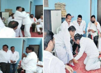 ks-ratnam-falls-on-padala-venkata-swamy-legs