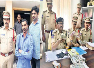 wife robbery money in Own house for Anger on her husband in hyderabad
