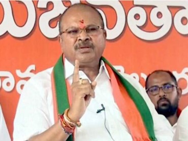 kanna-lakshminarayana comments on tdp leaders