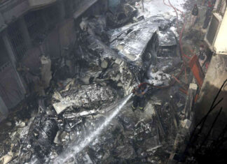pakistan-plane-crash-near-karachi-international-airport